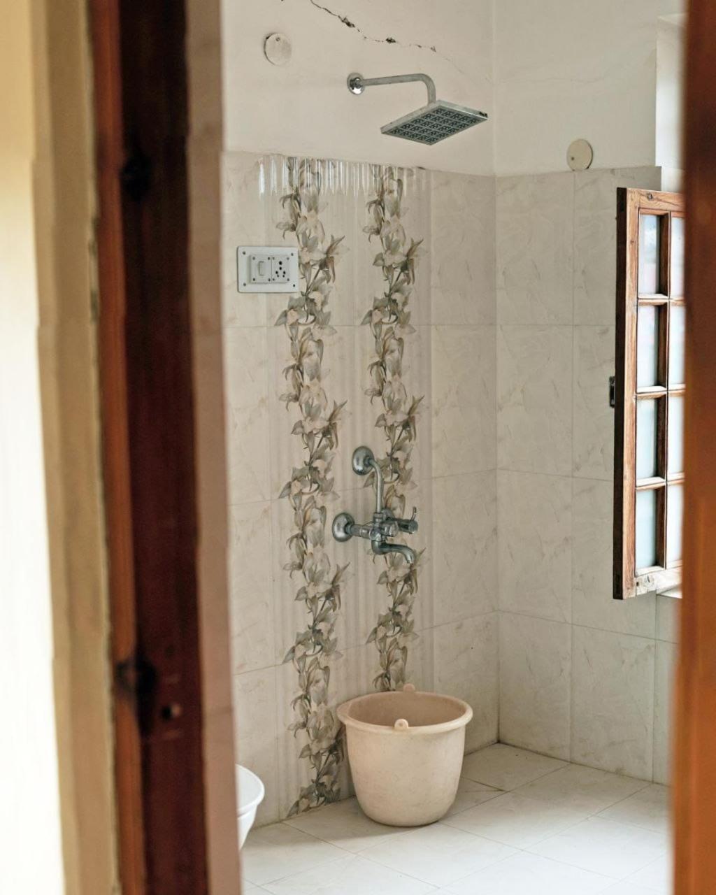 Hotel Lonchay Residency Λεχ Εξωτερικό φωτογραφία