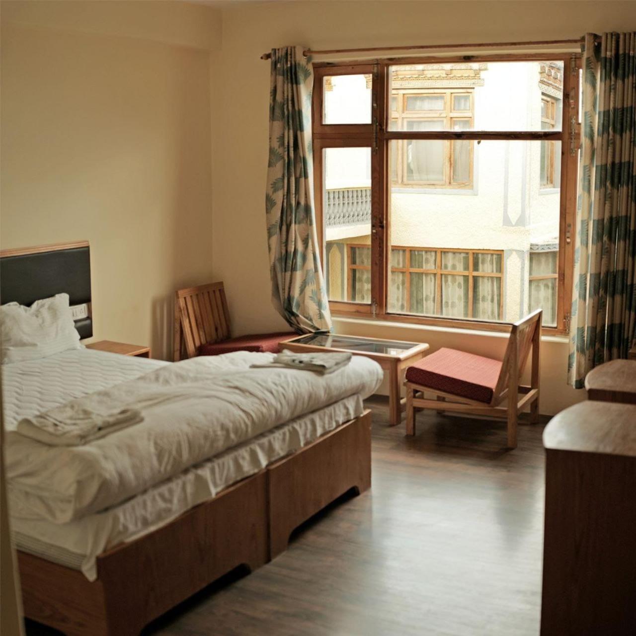 Hotel Lonchay Residency Λεχ Εξωτερικό φωτογραφία