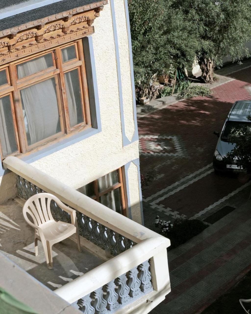 Hotel Lonchay Residency Λεχ Εξωτερικό φωτογραφία